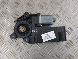 Moteur de lève vitre Avant Gauche - RENAULT MEGANE III (3) - Réf : 807310246R - Picture 1 of 4