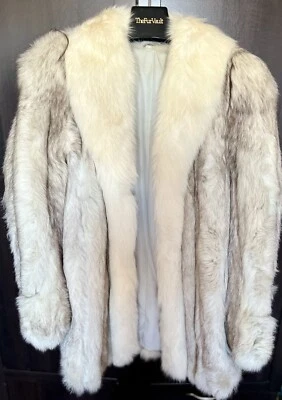 furvault 水貂毛皮夹克 白色/灰色 尺寸 小号 全新 — 第 1/3 张图片