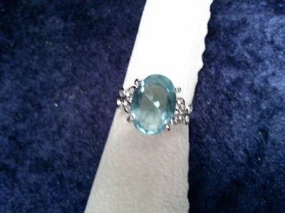 Modischer, Aquamarin-Solitär, silberfarben, neu, Gr. 18 mm, Stein ca.10x14  mm - Bild 1 von 4