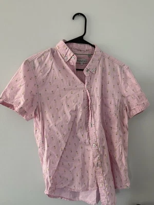 Sovereign Code Men's Pineapple Button Up Shirt Short Sleeve Size Medium - Image 1 of 2