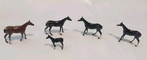 FIVE Vintage Painted Metal Horse Miniature  Figurines - Picture 1 of 4