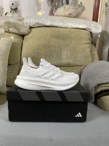 Adidas Ultraboost 5 W Triple White Running Trainers Shoes BNIB Size 4.5uk ID8848 - Picture 1 of 21