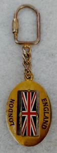 Vintage ( RARE ) London England Keychain ( CENTER TURNS ) SEE PICTURES - Picture 1 of 8