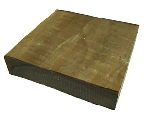 Europ. Nussbaum Klotz unbehandelt zum Schnitzen oder drechseln 25x25x5 cm - Bild 1 von 1