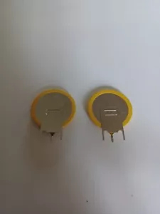 2 x Tabbed CR2430 Solder Button Lithium Battery With 3 Pins New FREE POSTAGE - Picture 1 of 4