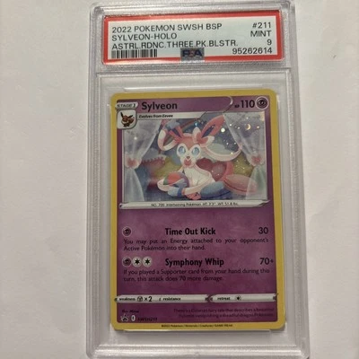 Sylveon SWSH211 SWSH: Sword & Shield Promo Cards Holo - Image 1 of 3