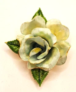 Vintage Little Blue Enamel Flower Brooch with Spring Center Gold Tone Spring - Picture 1 of 9