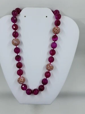 Collar Lucien Piccard ágata fucsia y cristal de Murano Foto 1 de 4