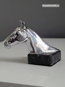 Original Chrom Pferdekopf Auto Motorhaube Maskottchen auf Marmorsockel - Bild 1 von 9