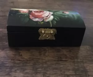 VINTAGE HANDMADE WOOD FLORAL PAINTED JEWELRY BOX VELVET LINED 6” x 3.5” - Picture 1 of 5