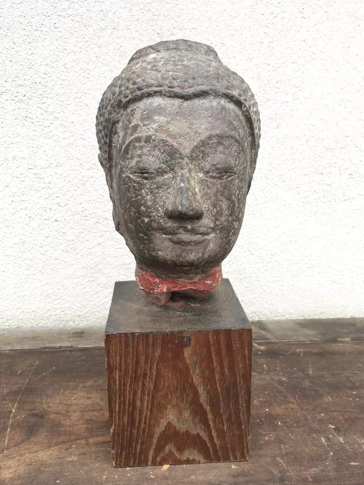 16th century Thai Carved Sandstone Buddha Head with a Beautiful aged Patina - Image 1 of 4