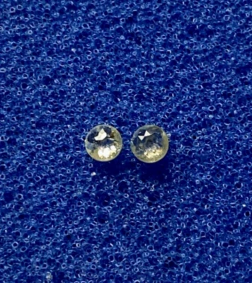 Tiny natural diamond 0.14tcw intense green sparkling round tambulicut - Image 1 of 4