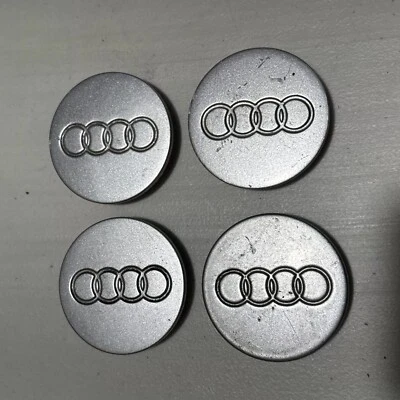 Tapacubos central plateada llanta rueda Audi A8 A6 A4 TT 88-97 Foto 1 de 2
