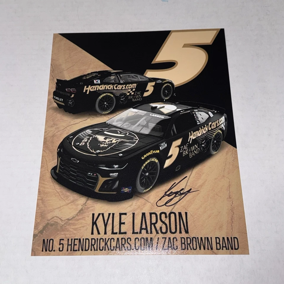 Kyle Larson ZACH BROWN BAND #5 COLLAGE 2025 NASCAR CHAMPION 8x10 foto firmada Foto 1 de 1