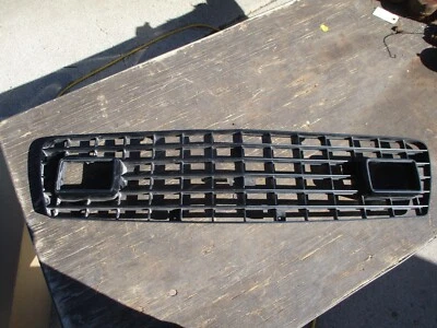 Nuevo de Lote Antiguo 1976 1977 1978 Mustang II PARRILLA OEM FACTORY FORD Foto 1 de 4