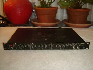 Yamaha PG-1, Guitar Preamp, Equalizer, Spring Reverb, Vintage Rack - Picture 1 of 12