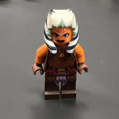 LEGO Ahsoka Tano Padawan - Minifigura de Star Wars - (sw0452) 75046 75013 Foto 1 de 4