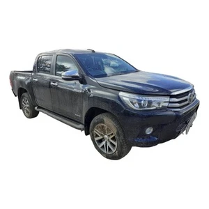 HI LUX INVINCIBLE 4WD D 4D DCB H2L SAT NAV HEAD UNIT + DISPLAY SCREEN 861400K630 - Picture 1 of 8