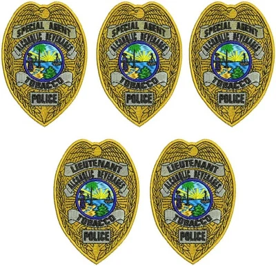 INSIGNIA BORDADA PERSONALIZADA 3,75X2,75 con Velcr@ DORADO SOBRE NEGRO Foto 1 de 2