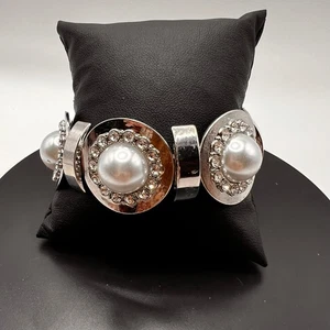 Pulsera de diamantes de imitación de perlas tono plata para mujer gruesa retro silenciosa de lujo” - Imagen 1 de 9