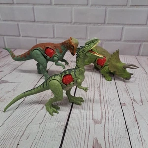 3 Stück, Jurassic World Battle Damage Dinosaurier Spielzeug - Bild 1 von 12
