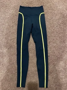 Nike Women's One Luxe Icon Clash Training Leggings size XS - Bild 1 von 4