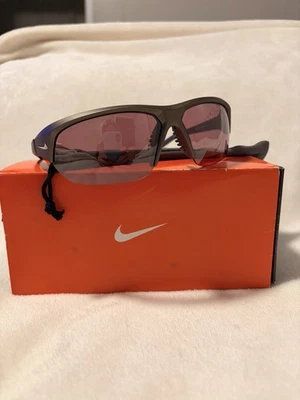 Gafas de sol Nike Skylon Ace EV0620 001 ámbar Foto 1 de 4