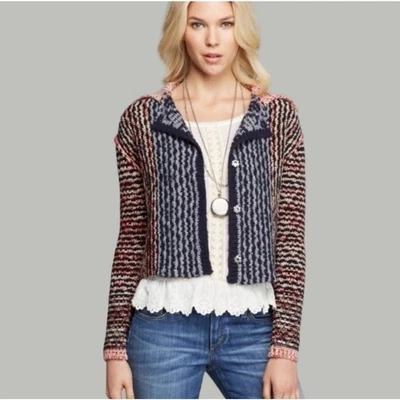 Suéter Recortado Free People Tejido Mixto Mezcla Lana Pequeño Abierto Espalda A Presión Frente Foto 1 de 4