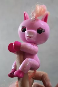 Fingerlings GEMMA Light Pink Baby Unicorn 40+ Sounds Cute Interactive Toy - Picture 1 of 4