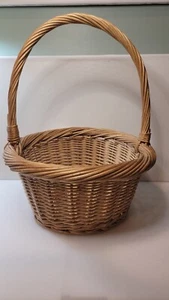 Vintage Large Whicker Storage Basket w/Handle Tan 7 x 14 x 18'' to top handle - Picture 1 of 7