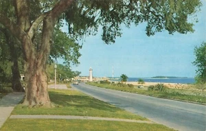 Biloxi, Mississippi Postcard Biloxi Lighthouse About 1950s   Z3 - Picture 1 of 2