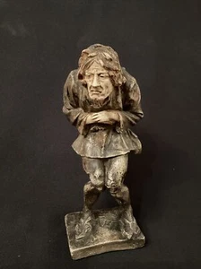 Eine seltene Skulptur, Quasimodo ~ Der Glöckner von Notre Dame ~ Anfang 20. Jahrhundert - Bild 1 von 12