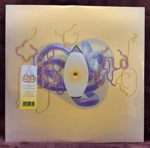Björk - Lionsong - UK 12" etched translucent vinyl - Choral Mix Featuring Untold - Imagen 1 de 7