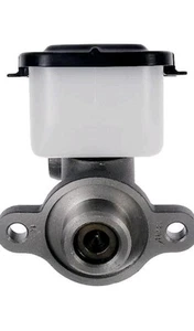 Carquest Wearever Brake Master Cylinder MCA99031 New 8-2 - Picture 1 of 5