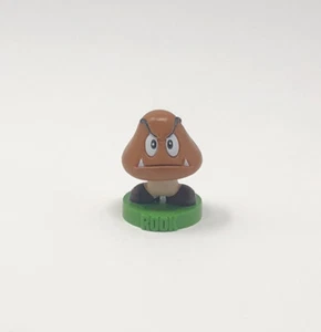 Nintendo SUPER MARIO CHESS - Replacement Piece - Goomba - Rook - Picture 1 of 2