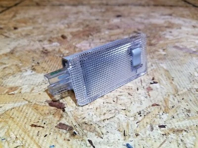 11 12 13 14 15 LEXUS CT200h LÁMPARA LUZ INTERIOR OEM Foto 1 de 4