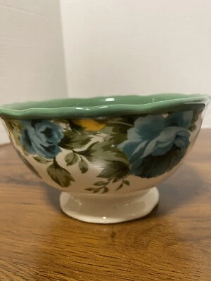 Tazón de sopa de cereal The Pioneer Woman Rose Shadow 6" Foto 1 de 4