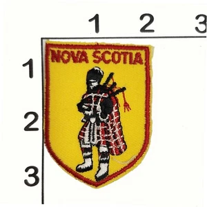 Nova Scotia Patch Bagpiper Bagpipes Yellow Vintage Embroidered Sew On Shield - Picture 1 of 1