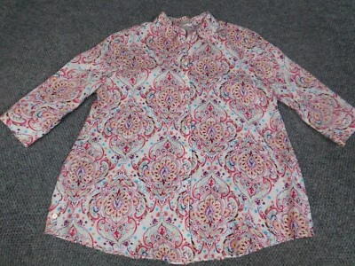 Chicos size 10 Petite top Pink floral womens button up blouse geometric no iron - Image 1 of 4
