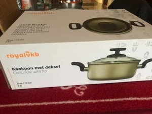 RoyalVkb Pentola per induzione con coperchio in vetro 20cm 2.4 lt - Foto 1 di 4