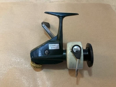 Vintage Zebco by Abu Cardinal 4 Spinning Fishing Reel - Image 1 of 4