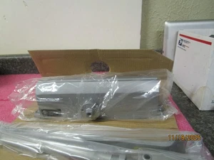 ¡NUEVO! Herrajes para puertas 47V5 cuerpo de cierre de puerta y brazo de cierre de puerta - Imagen 1 de 3