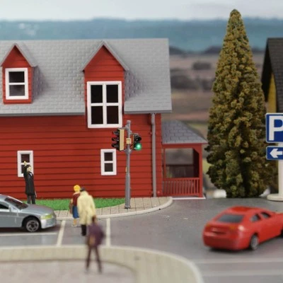 2 Stück Spur H0 1:87 Modell Verkehrsampel Fußgängerampel und LEDs Fahrzeug - Bild 1 von 4