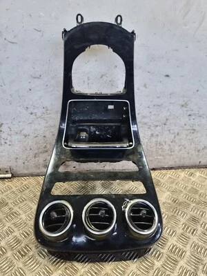 Mercedes C220 ajuste cenicero A2056803905 W205 2,1 L DSL 2018 automático Foto 1 de 4