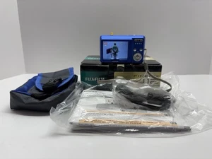 Fujifilm Digital Camera FinePix J12 8.2 MP - Picture 1 of 11