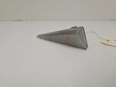 Ripetitore lampeggiante anteriore sinistro (Luci) RENAULT VEL SATIS PHASE 1 - Immagine 1 di 2