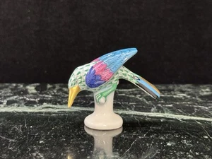 Herend Hungary Greeb Fishnet Sparrow Bird Figurine 1.75 inches - Picture 1 of 9