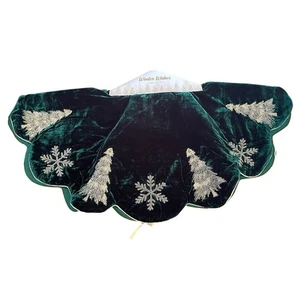 Winter Wishes Christmas Tree Skirt 50” VELVET Green & Gold, Beaded, Embroidered - Picture 1 of 12