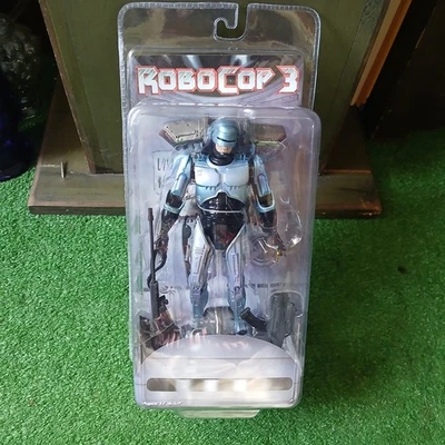 ROBOCOP 3 A.F NECA COM JETPACK COBRA CANHÃO DE ASSALTO 2014 LACRADO EXIBIDO  - Imagem 1 de 4