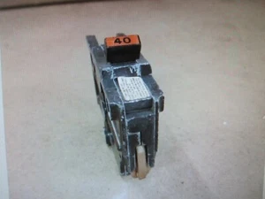 Federal Pacific Electric NA140 40 Amp Circuit Breaker 1 Pole 120/240VAC - Picture 1 of 1
